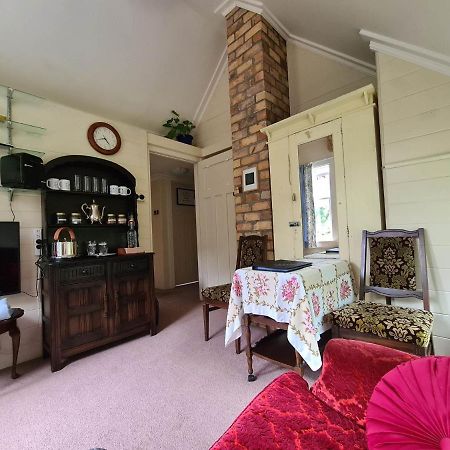 Dovecote House Bed & Breakfast Auckland Dış mekan fotoğraf